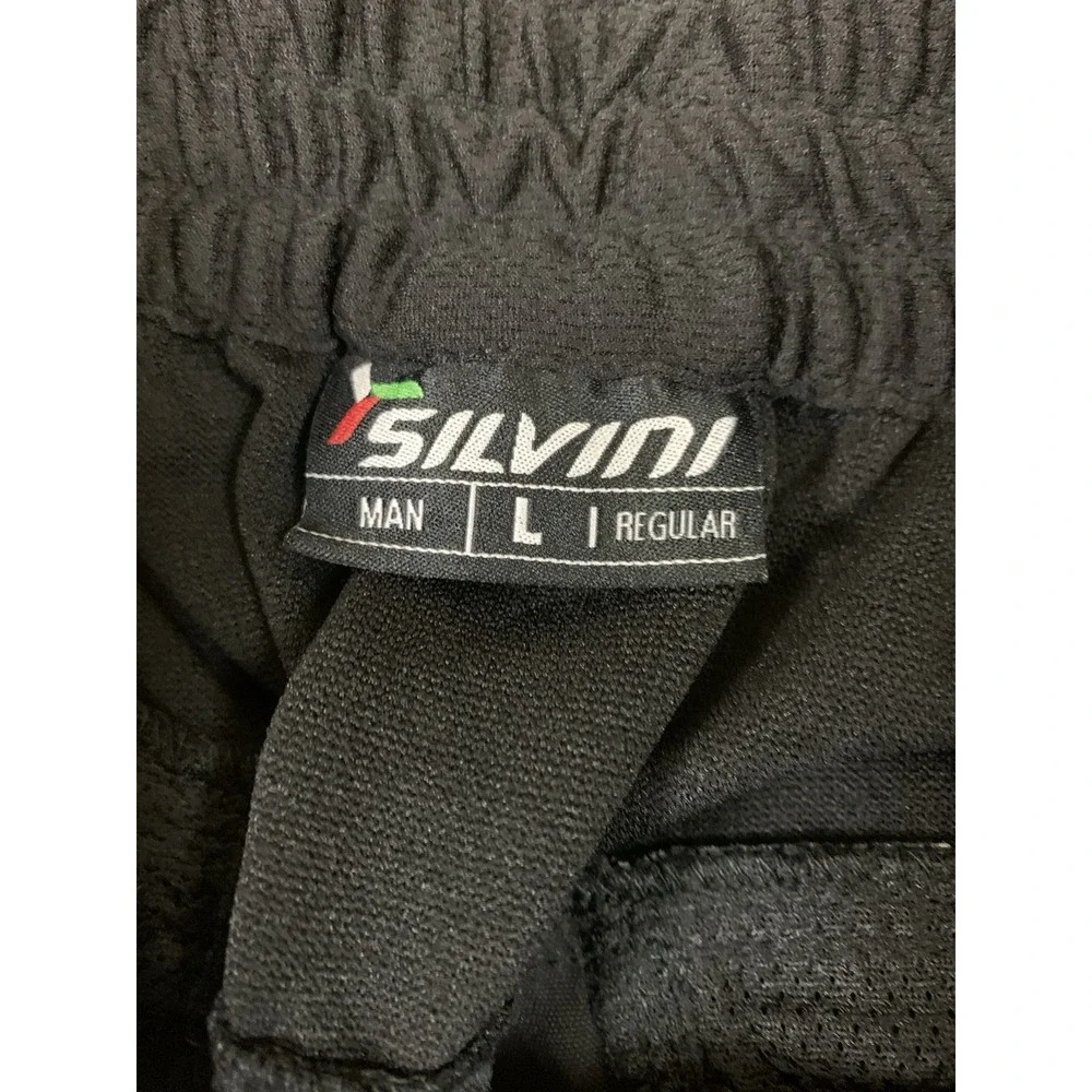 Silvini Black Cycling Shorts Large Zip Pockets Outdoor Mountain Bike Activewear